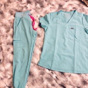 Figs Light Teal Scrub Set with Hot Pink Drawstring